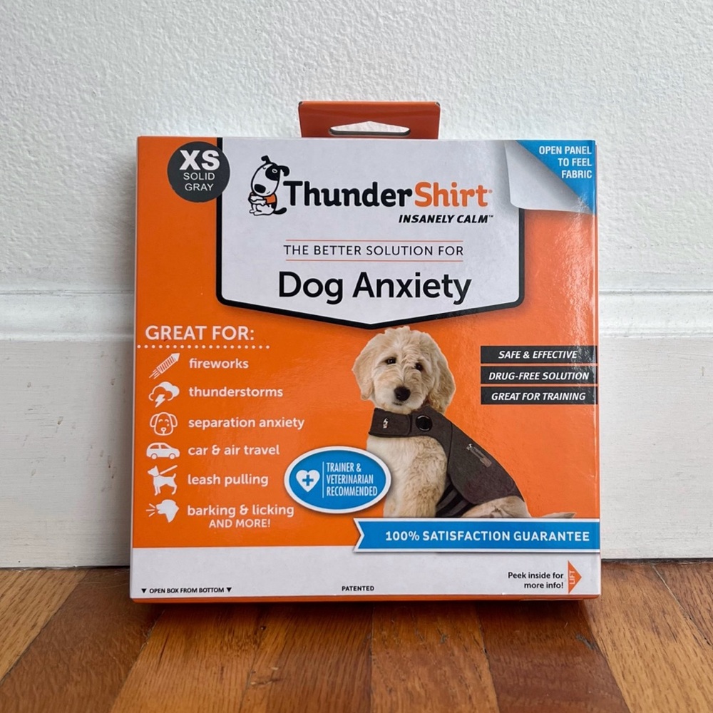 NEW XS grey Thundershirt for 8-14 lb dog